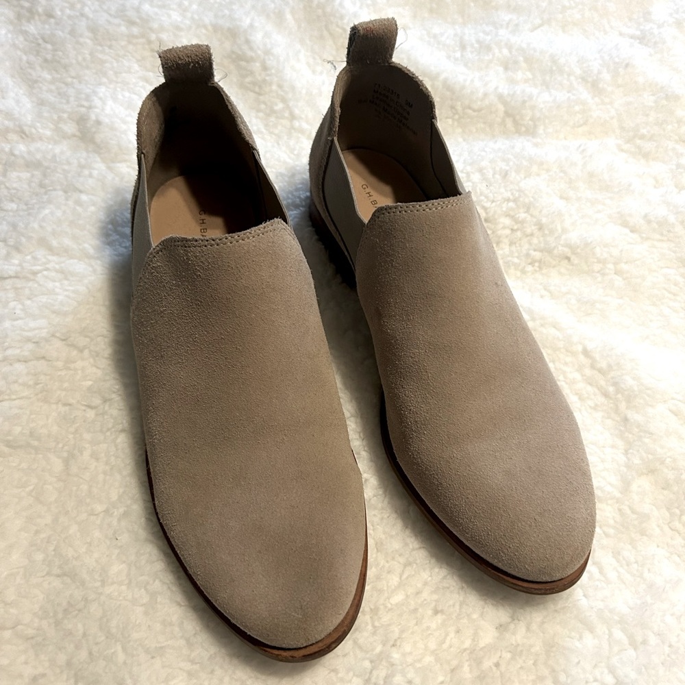 Bass brushed leather tan booties 9